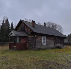 Земельный участок 240 кв. м и магазин-заготпункт 97,9 кв. м, пос. Визимьяры, Республика Марий Эл. Земельный участок, категория земель - земли населенных пунктов, вид разрешенного использования - магазины, площадь - 240 кв. м, кадастровый номер 12:03:2501001:87, с расположенным на земельном участке…