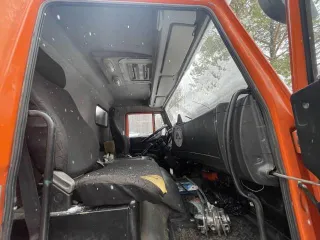 Грузовой самосвал КАМАЗ-5511, 1985 года, двигатель № 74010-12109, шасси (рама) № 204042, цвет оранжевый, ГРЗ У300УХ28.