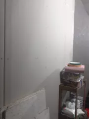 Здание, площадь 133,2 кв.м., кадастровый (условный) номер: 66:38:0000000:511 Находится в долевой собственности, размер доли: 1/4
Адрес (местонахождение): Россия, обл Свердловская, г Верхняя Тура, ул Иканина, дом 92А