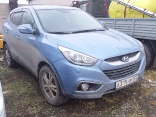 Автомобиль марки HYUNDAI модель ix35, 2014 г.в. , VIN номер TMAJU81EBFJ712301. Автомобиль находится в залоге у ПАО Совкомбанк.