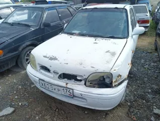 Nissan March, 2000 г.в., г/н Х628КР174. VIN номер: авто не вскрывался. Вид транспорта: легковой. Марка: Nissan. Модель: March.