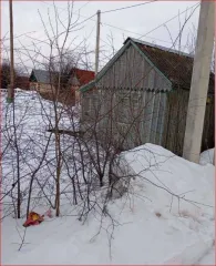 Земельный участок 348 кв.м для ведения садоводства. Свердловская область, город Красноуфимск, Коллективный сад № 2, участок № 441. Категория земель: земли населенных пунктов. Кадастровый номер: 66:52:0101003:442. На участке расположено незарегистрированное строение.