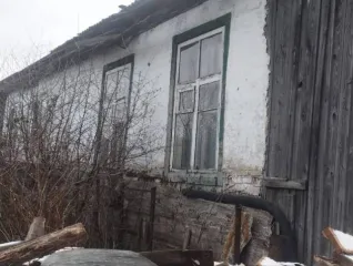 1/3 доли квартиры, 25,3 кв.м, Каменский р-н, п. Горный, Свердловская обл. 1/3 доля квартиры в Свердловской обл. еще 1/3 доля квартиры в Свердловской обл. еще 1/3 доля в праве на жилое помещение, площадь: 25,3кв.м., адрес (местонахождение): Свердловская область, р-н. Каменский, п. Горный, ул…