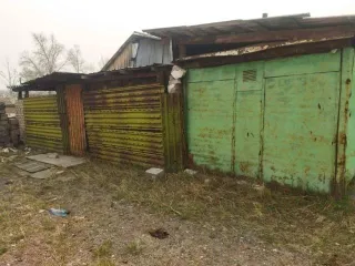 1/4 Доли земельного участка и жилого дома, Забайкальский край: ¼ доли земельного участка с кадастровым номером 75:14:190101:52 по адресу: Забайкальский край, Оловяннинский район, п/ст. Степь, ул. Комарова, д. 147 общей площадью 780 кв. м, вид разрешенного использования: для ведения личного…