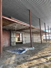 Объект незавершенного строительства площадью 2380 кв.м с кадастровым номером 55:36:130102:171, расположенный в Омской области, г. Омск, ул. Волгоградская, д. 68. Площадь застройки составляет 2001,7 кв. м. Объект находится на земельном участке с кадастровым номером 55:36:100907:546, местоположение…