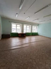 Склад 41,9 кв.м и соц.-реаб. центр 1093,6 кв.м, участок 4906 кв.м, Вологодская обл. Недвижимое имущество, расположенное по адресу: Российская Федерация, Вологодская область, Сямженский р-н, д. Ногинская, ул. им. Поспелова, д. 9. Склад, кадастровый номер 35:13:0102005:616, назначение: нежилое…