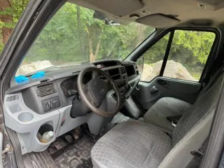 Ford Transit Van 2009 года выпуска. Пробег 347611 км. Автобус 18+1 мест. Объем двигателя 2.2 л, мощность 140,08/103 л.с. Механическая коробка передач, задний привод. Государственный регистрационный знак Е 221 ММ 190. VIN X9N32361090002518. Экологический класс Евро 5. Дата государственного…