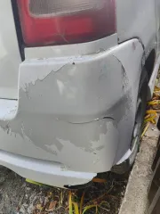 Suzuki Wagon R Solio 2001 года, цвет белый. Государственный номер К328МН186. Двигатель: мощность 88 л.с., объем 1328 куб. см. Кузов № MA34S107163. Автомобиль не на ходу. Имеется обременение в виде запрета на регистрационные действия.