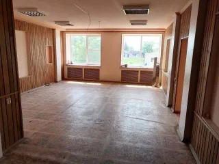 Здания 2877.7 кв.м, 131.5 кв.м, 457.3 кв.м и земельный участок 27012 кв.м, Свердловская обл. Нежилые здания 2877.7 кв.м кад.№ 66:63:0501003:693, 131.5 кв.м кад.№ 66:63:0501003:691, 457.3 кв.м кад.№ 66:63:0501003:690, расположенные на земельном участке 27012 кв.м кад.№ 66:63:0501003:950 по адресу…