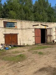 Теплая стоянка, КПП, Административное здание, КТП, Смоленская область, Симоновой, 110 696.8+30.1+587.7+266.9+366.4+630.3 кв.м Здания в Смоленской обл. еще 1. Здание нежилое: Теплая стоянка 25 мест площадью 696,8 кв.м., кадастровый номер 67:06:0010166:129, расположенное по адресу: Смоленская…