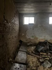 Нежилое здание резервуара запаса воды кадастровый №71:26:070904:408, площадь 47,2 кв. м, расположенное по адресу: Тульская обл., г. Донской, мкр. Подлесный, ул. Клубная, д. 1А (разукомплектовано).