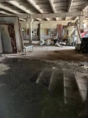 Нежилое здание 643.7 кв.м и земельный участок 841 кв.м, Республика Татарстан. Здание нежилое по адресу Республика Татарстан, г. Чистополь, ул. Фрунзе, зд. 83Б, кад. №: 16:54:160102:268, площадь: 643.7 кв.м., общая долевая собственность, доля в праве 2/3. Земельный участок под промышленные…