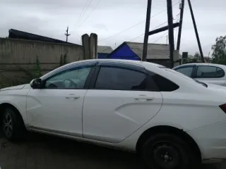 Легковой автомобиль LADA GFL 120 LADA Vesta, 2015г.в., г/н E521CA124, VIN ХТАGFL120GY004161, номер кузова ХТАGFL120GY004161, номер двигателя 3482455, цвет белый. Рабочее состояние не проверялось, отсутствуют переднее и заднее пассажирские сиденья, трещина на лобовом стекле. Обременения: запреты…