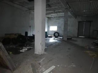 Здание 7858,3 кв.м и земельный участок 13650 кв.м в Калининградской области, Гурьевский район, поселок Поддубное, улица Лесная, дом 1. Земельный участок кадастровый номер 39:03:090910:24, площадь 13650 кв.м, категория земель: земли населенных пунктов, вид разрешенного использования: для…