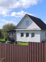 Жилой дом 52 кв.м и земельный участок 1800 кв.м Ленинградская область Жилой дом, площадь 52 кв.м., назначение: жилое, адрес (местонахождение): Ленинградская область, Всеволожский район, Лесколовское СП, Лесколовод, Зеленая ул, дом № 39, Земельный участок № 39, кадастровый номер: 47:07:0113001:536…