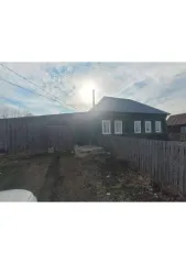 Доля дома 54,9 м² и участка 1664 м² в Ульяновской области. 1/3 доля в праве на жилое здание, площадь 54,9 кв.м., кадастровый номер 73:04:041702:92 и 1/3 доля в праве на земельный участок, площадь 1664 кв.м., категория земель: земли населенных пунктов, разрешенное использование: для ведения личного…