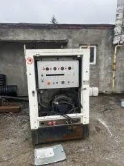 Дизельная генераторная установка Pipeline Induction Heat, 120 kW, 2008, серийный номер G212 08, вес 1700 кг, модель 1HG 120A, производитель Pipeline Induction Heat Ltd. Burnley, BB11 5SW United Kingdom. Дизельная генераторная установка, 120 kw, 2008 года, серийный номер G212 08, вес 1700 кг, модель…