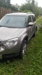 Skoda Yeti, 2011 г.в., VIN TMBJF65L1C6021420. Машина не на ходу, сломана коробка передач. Автомобиль находится в залоге.