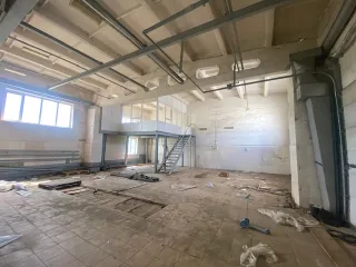 Производственное здание 1144,4 кв.м, земельный участок 1822 кв.м, Республика Башкортостан Производственное здание - 1 144,4 кв. м, 2-х этажное, право аренды на земельный участок - 1 822 кв. м, адрес: Республика Башкортостан, г. Уфа, ул. Индустриальное шоссе, д. 26, з/у 26/8, кадастровые номера…