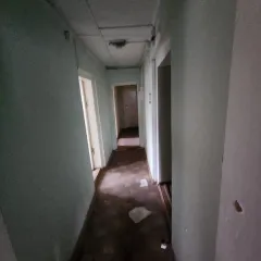 Нежилое помещение 232.8 кв. м по адресу: Тамбовская область, город Тамбов, улица Базарная, дом 104, помещение 5. Расположено на 1, 2 и 3 этажах. Кадастровый номер: 68:29:0103006:1160. Имеется обременение в виде объекта культурного наследия регионального значения «Дом жилой» по адресу: Тамбовская…