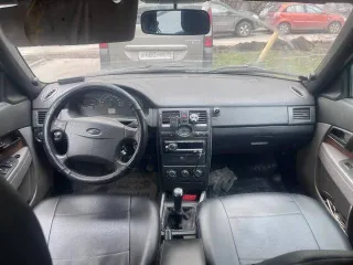 Lada Priora, 2007 года, 98 лс, 314345 км. Автомобиль LADA (VAZ) Priora, VIN: XTA21703070005589, 2007 г.в., 98 л.с. Проблемы с двигателем: стучат гидрокомпенсаторы, шумит выжимной подшипник. Нужна замена: узел педали сцепления, оба передних привода, масло в КПП, ставить пламегаситель в выхлопную…