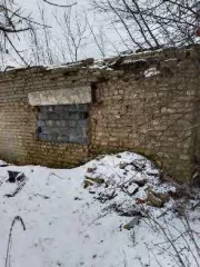 Здание (гараж), нежилое помещение, принадлежащее заявителю на праве собственности, с кадастровым номером: 40:22:083101:239, площадью: 93,8 кв.м., Находится в совместной собственности
Расположенное по адресу: 249800, Калужская обл., Ферзиковский р-н, Хомяковский с/с, с. Ферзиково, д. 44
