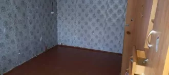 Жилое помещение, площадь 71,9 кв.м., кад. номер 38:22:040001:1518, адрес: Иркутская область, р-н. Бодайбинский, п. Мамакан, ул. Ленина, д. 6, кв. 10, общая долевая собственность 1/4.