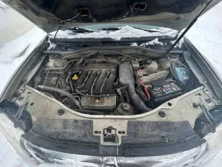 Renault Duster, 2013 года, 102 лс, 132649 км. Легковой автомобиль: универсал, г/н: E662УР186, цвет: черный, VIN: X7LHSRH8N49673593, ПТС 78 ХА 333592, СТС 99 58 809655. Небольшие повреждения кузова.