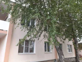   Жилая недвижимость – квартира, находящаяся в залоге у АО «ТБанк», адрес: РОССИЯ, Пензенская обл, Колышлейский р н, рп Колышлей, ул Гагарина, д.17, кв.36  предмет залога , кадастровый номер  58:12:1801012:4117  Имущество находится в залоге у АО  ТБанк  В собственность должника имеется 1/3 доли…