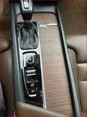 Volvo XC60 2019 года, 164 лс, 240425 км, АКПП, VIN YV1UZADUDK1357228