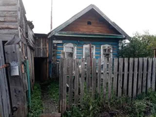 Продается 1/3 доля в праве собственности на жилое здание общей площадью 22,3 кв.м, кадастровый номер: 66:58:0701001:189. Адрес: Свердловская область, город Первоуральск, поселок Кузино, улица Октябрьская, дом 11. Назначение здания: жилое, количество этажей: 1, подземных этажей: 0. Общие сведения об…