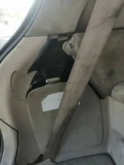 Toyota Ipsum 2001 года, 160 л.с., пробег 261797 км, АКПП. Цвет серый. Кузов АСМ260001992. Состояние: сгнившие пороги, кузов по днищу гнилой, задняя дверь гнилая, капот, решётка радиатора и передний бампер после удара, повреждён пластик салона, отсутствует задний редуктор привода и кардан.