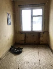 Квартира, кадастровый номер: 47:18:0000000:7798 , общая площадь 51.3 кв.м., расположенная по адресу: Ленинградская область, Волховский район, Пашская волость, с.Паша, ул.Строительная, д.5, кв.9, находится в залоге у ПАО «СОВКОМБАНК»,  имеются лица, зарегистрированные по месту жительства в квартире…