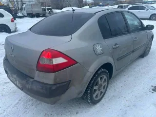 Renault Megane, 2005 года, 115 лс, 193000 км, АКПП, легковой седан, г/н: М879ЕМ186, цвет: светло-серый, VIN: VF1LM10E34521594, ПТС 72 РА 916078, СТС 99 73 370733, пропуски зажигания, требуется замена или ремонт КПП.