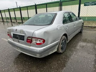 транспортное средство "Mercedes-Benz". модель E 200 CDI транспортное средство "Mercedes-Benz". модель E 200 CDI 1 Штука (шт) 
Год выпуска: 2001 
Модель: E 200 CDI 
Назначение: pryamie 
Вид транспорта: Легковой 
VIN номер: WDB2100071B310943 
Марка: Mercedes-Benz 
