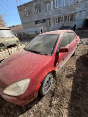 Mitsubishi Lancer, 2006, 98 лс, АКПП, идентификационный номер (VIN): JMBSRCS3A7U011156, гос.номер Х422РВ72. Автомобиль не на ходу, отсутствует аккумулятор, возможно потребуется капитальный ремонт или замена ДВС. Находится в залоге у АО "ТБанк". Пробег неизвестен.