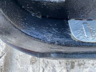 Foton Sauvana, VIN Y4KP2GVC4HB000221. На ходу, но имеются недостатки: хруст коробки передач при переключении, незначительная коррозия металла по всему кузову, гниют трубы системы отопления, бывают провалы оборотов двигателя, теряет скорость, имеются вмятины.