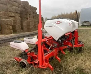 Сеялка KOCMA TRM прицепная 8 рядов кукуруза подсолнечник с удобр 1350л 2021