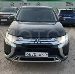 Mitsubishi Outlander, цвет кузова: черный, год изготовления: 2020, госномер: о 670 вх 797, идентификационный номер: Z8TXTGF2WLM014414, номер кузова: Z8TXTGF2WLM014414, номер двигателя: 4В11 CQ9717.