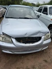 Лот №31 – Автомобиль Hyundai Accent,  2004 г.в.,  (64-011708) Г/н Т668СМ64, VIN X7MCF41GP4A016137 .  Обременения: сведения отсутствуют. Характеристика имущества: Б/у 
Вид транспорта: автомобиль 
Год выпуска: 2004 
VIN номер: X7MCF41GP4A016137 
Марка: Hyundai  
Модель: Accent 
