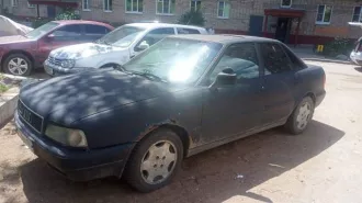 Транспортное средство  Наименование АУДИ 80,  VIN: WAUZZZ8CZPA011853,  Год выпуска: 1992 г., Цвет: Черный Рабочий объем  см3 : 1984,  Мощность  кВт/л.с. : 66.000/90.0
