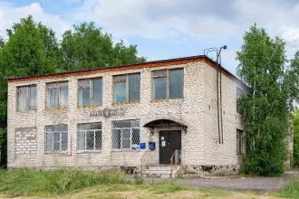 Лот №1: Здание, кадастровый номер: 48:09:1160104:5; Здание, кадастровый номер: 48:09:1160104:4; Здание, кадастровый номер: 48:09:1160104:6; Земельный участок, площадь 15 131 +/- 86 кв.м., кадастровый номер: 48:09:1160104:3, расположенные по адресу: Липецкая область, м.о. Измалковский, д. Ясенок…
