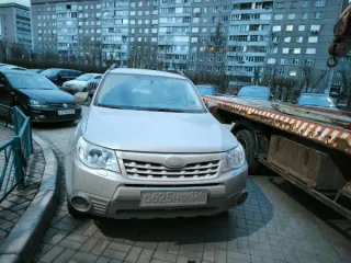 Subaru Forester 2011 года выпуска, универсал, цвет серебристый, государственный регистрационный знак О625НВ124, VIN JF1SHJLW4BG250121. Б/У. Адрес: Красноярский край, г. Красноярск, ул. Гусарова, д. 77/2.