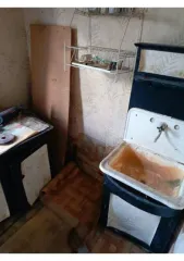 Доля дома 40.4 кв.м и участка 850 кв.м Тамбовская область Жилой дом, размер доли 1/3, площадь 40.4 кв.м., кадастровый номер 68:12:0901007:116, земельный участок, размер доли 1/3, площадь 850 +/- 6 кв.м., кадастровый номер 68:12:0901009:246, по адресу: Россия, Тамбовская область, Первомайский район…