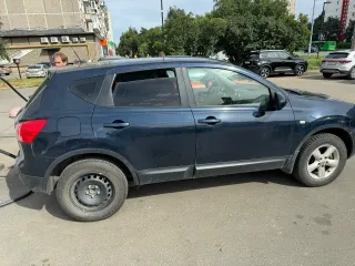 Nissan Qashqai 2008, легковой автомобиль марки NISSAN, модели Qashqai, год выпуска 2008, идентификационный номер (VIN): SJNFBAJ10U1267146. Ознакомиться с имуществом и документами можно в рабочие дни по тел. +7-909-340-28-60, e-mail: ural-zpp@yandex.ru, г. Челябинск.
