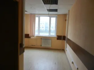 Нежилое помещение 178.1 кв. м по адресу: г. Москва, ул. Маршала Савицкого, д. 26, корп. 2 (Этаж №1). Назначение: Свободное. Кадастровый номер: 77:06:0012020:16978.