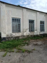 Нежилое помещение 282 кв.м и земельный участок 353 кв.м, КБР, г. Майский, ул. 9 Мая № 1, нежилое помещение в здании с кадастровым номером 07:03:0700005:718, общей площадью 282,0 кв.м., с земельным участком, с кадастровым номером 07:03:0700005:266, общей площадью 353,0 кв.м., объект недвижимости…