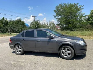 Opel Astra 2010 года, 115 л.с. Легковой автомобиль марки OPEL, модель Astra, год выпуска 2010г., кузов № W0L0AHL69BG017530, идентификационный номер (VIN) W0L0AHL69BG017530