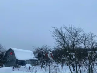 Земельный участок 600 +/- 17 кв.м с кадастровым номером 50:04:0130512:207 и нежилое здание 29 кв.м с кадастровым номером 50:04:0130512:578. Вид объекта: земельный участок, площадь 600+/-17 кв.м, местоположение установлено относительно ориентира, расположенного в границах участка, почтовый адрес…