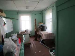 Нежилые здания 238,6 м², Ярославская область, Мишутино Нежилые здания с земельным участком (Мишутино) с кадастровыми номерами 76:05:010101:1974, 76:05:010101:1957 на земельном участке с кадастровым номером 76:05:171001:9007, площадью 205,9 и 32,7. Общая площадь: 238,6.